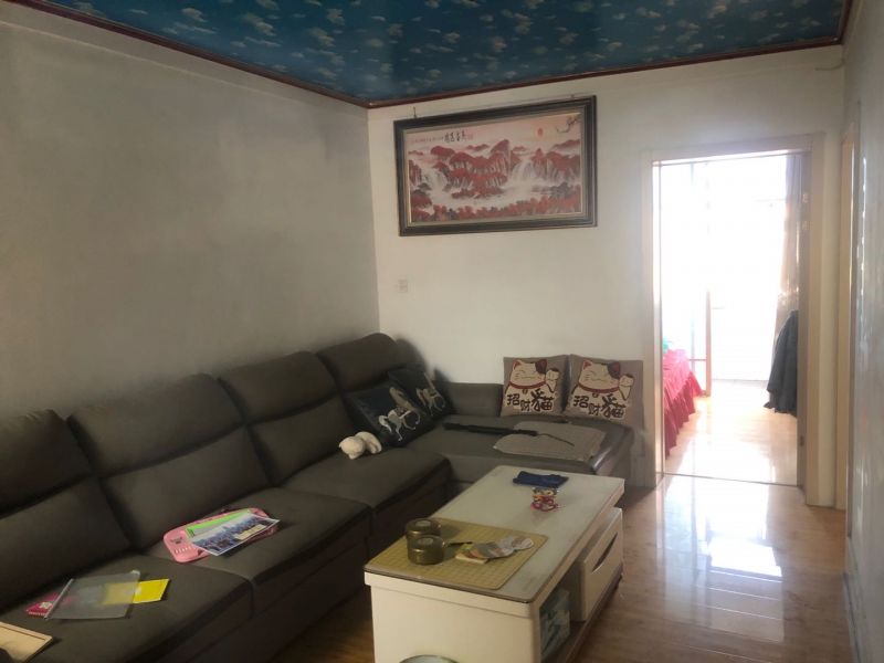 普通装修3室2厅1卫80m280万元