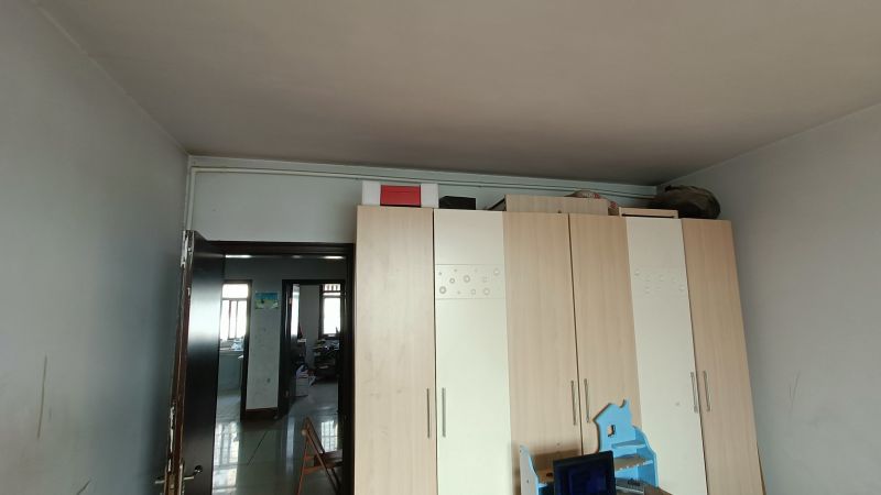 普通装修3室1厅1卫90m21250元/月