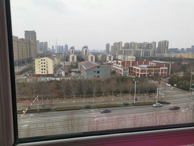 七彩阳光城电梯洋房