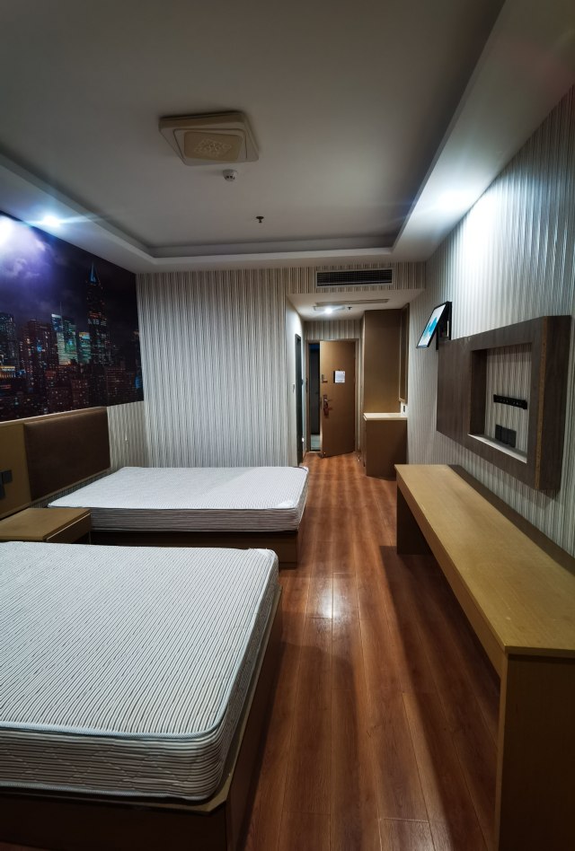 1室1厅1卫36万元42m2精装修出售