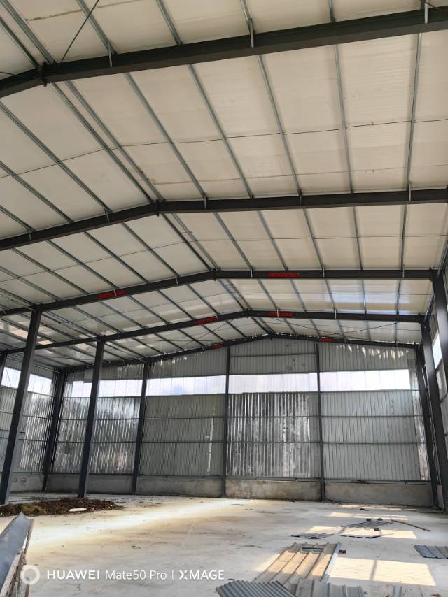 普通装修2室2厅1卫1060m26700元/月
