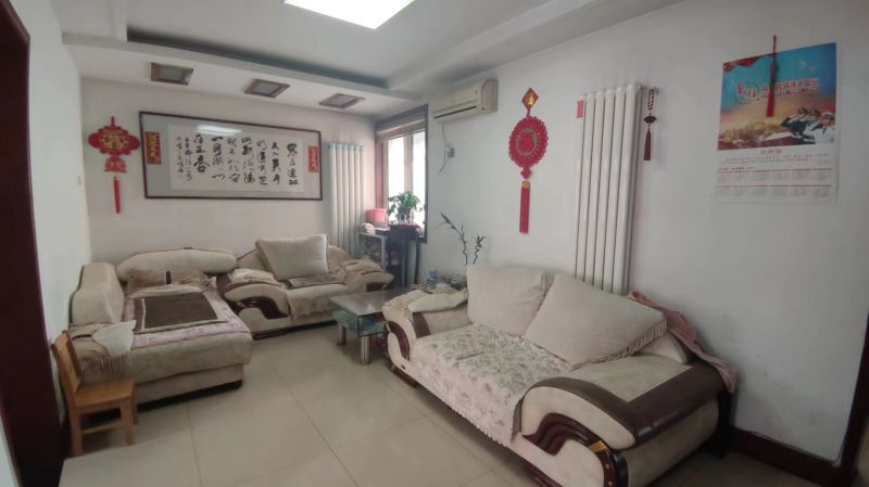 品质小区！3室1厅1卫82m2，拎包入驻，随时看房。