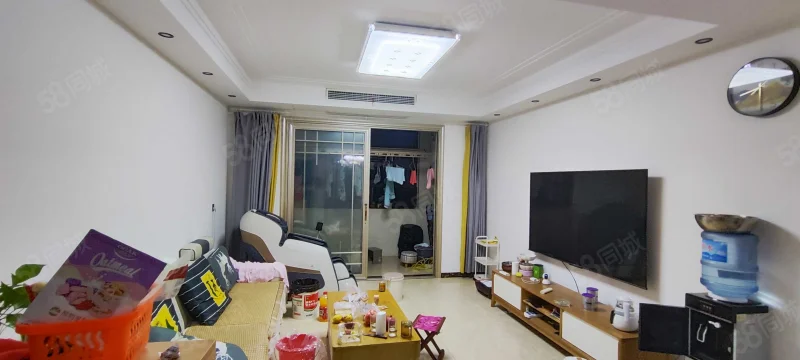 普通装修4室2厅2卫147m2152万元