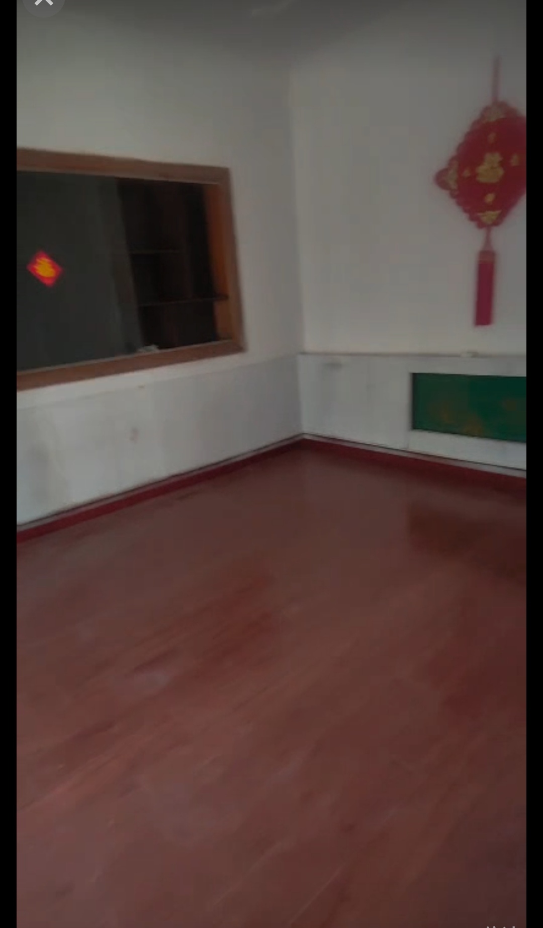 塔寺街，独院出租普通装修3室1厅1卫130m2900元/月