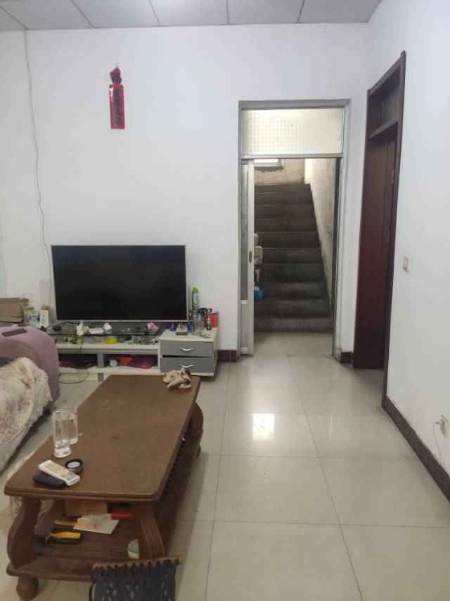 鲁东小区西邻独院出售