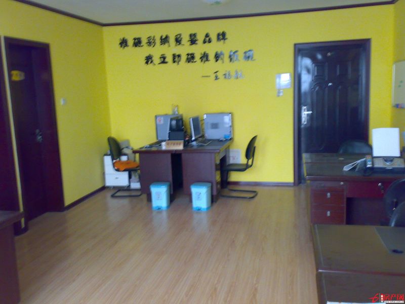 市中心人民医院旁边办公室高层居住办公均可