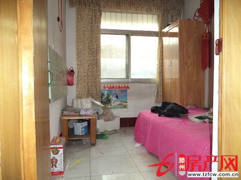 汽车站北五百米馍馍庄小区六十三平方售二十六万