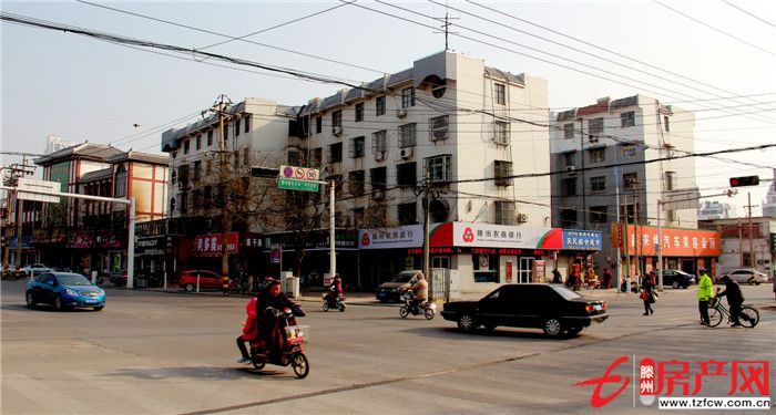 龙泉广场南春秋阁东区政法宿舍东单元