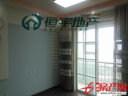 凤凰苑精装修复式好房，，这么低的价格，你还在犹豫吗