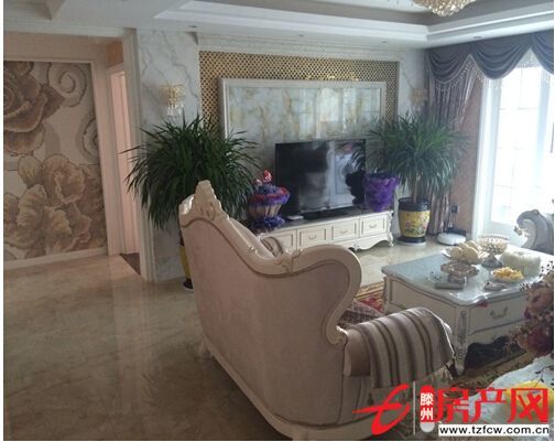 【中央城】豪华装修大气好房出售，性价比超高