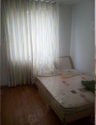 七彩阳光，全套家具家电，拎包入住