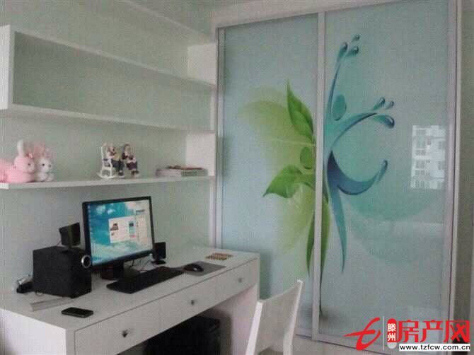 和谐康城精装修才精装一年的房子可更名超高的性价比