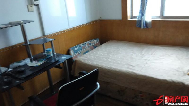 春秋阁南区精装修四居室招租，家电齐全、拎包即住
