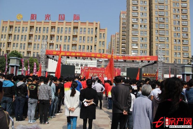 阳光国际：学区房，环境优美，管理规范；家具齐全，拎包即住。