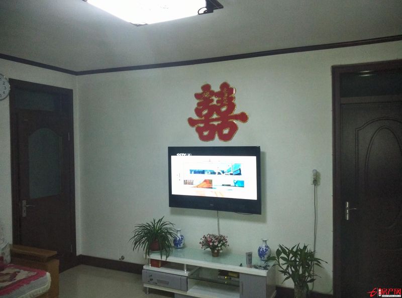 春秋阁学区房一楼，紧邻实小
