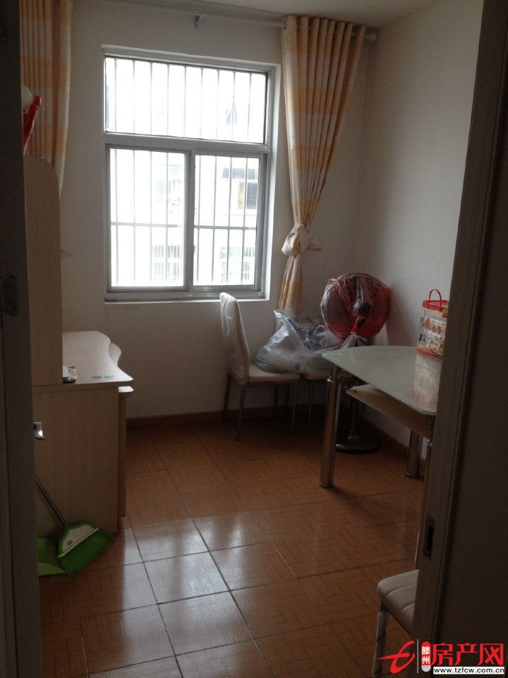 科圣苑西邻前进小学滕北中学精装修