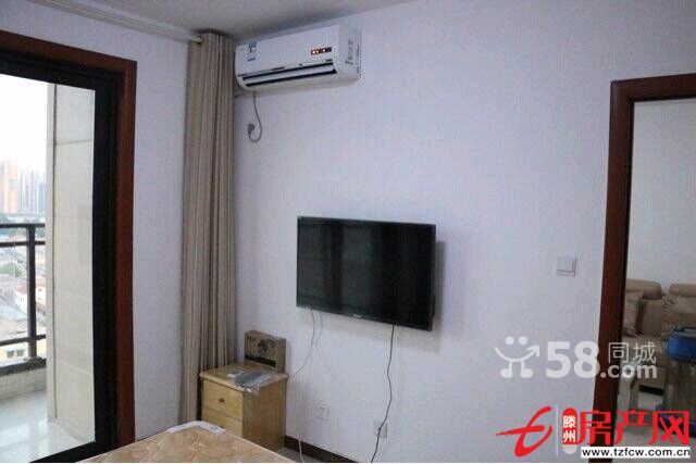 嘉鸿一品，妇保院斜对面，精装修，全套新家具家电，拎包即住