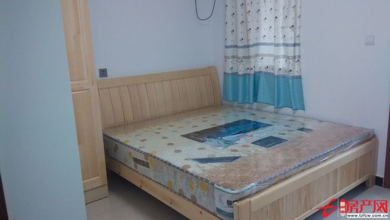 拎包即住，家具齐全。有钥匙，人和蓝湾