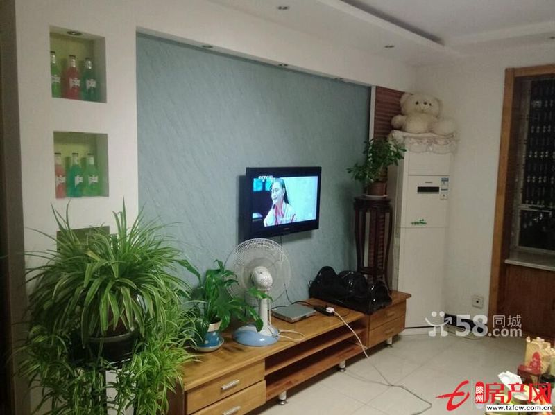 香格里拉，精装修，供暖，全套家具家电，拎包即住