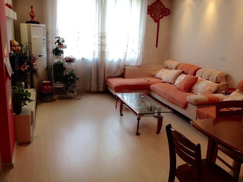 滨江二期复试精装拎包即住三个空调