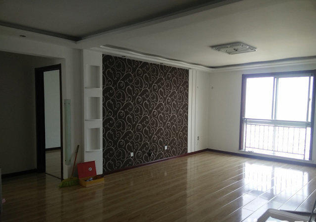 滕州阳光丽景精装未住南北通透落地窗包更名需全款