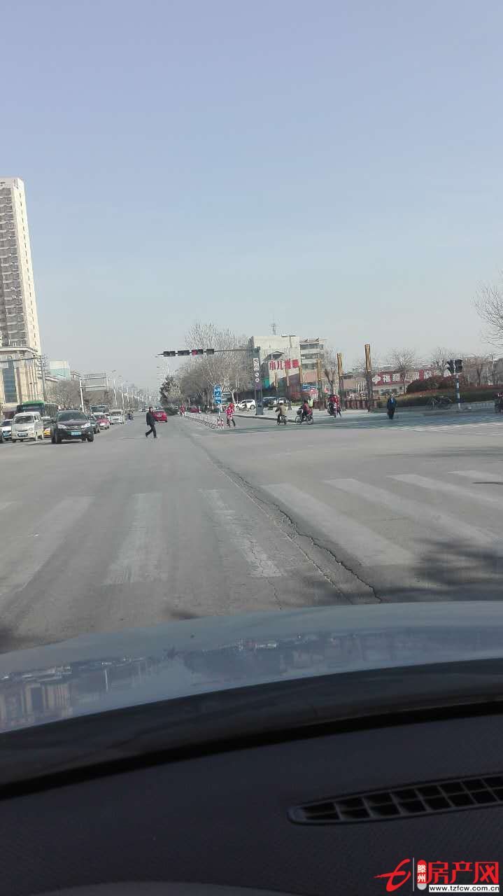 屋位于善国北路东侧，小清河北岸，