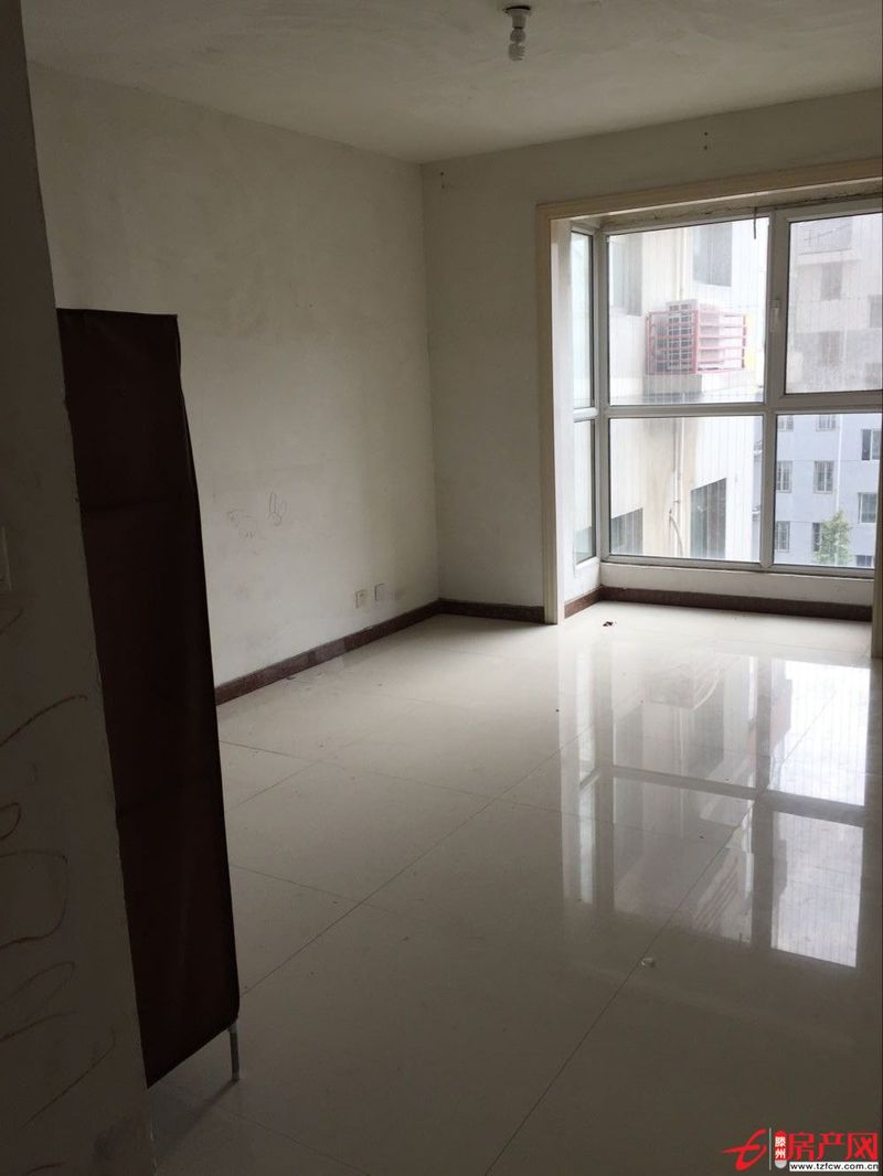 丽都水岸学区房低价出售