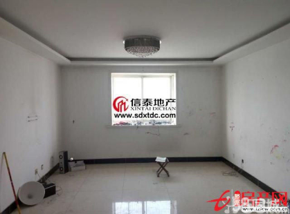 滕阳丽都门头房两层
