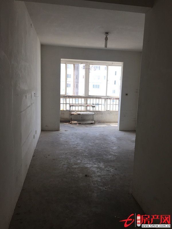 紧靠妇保院新院，是仓储居住的好去处