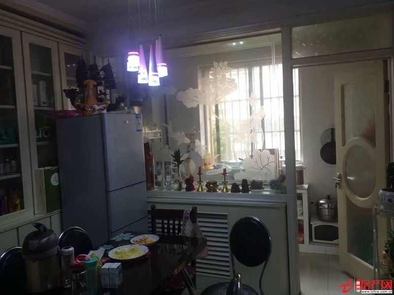 德馨花园全明户型，滕南学区房，多层支持贷款，精装修