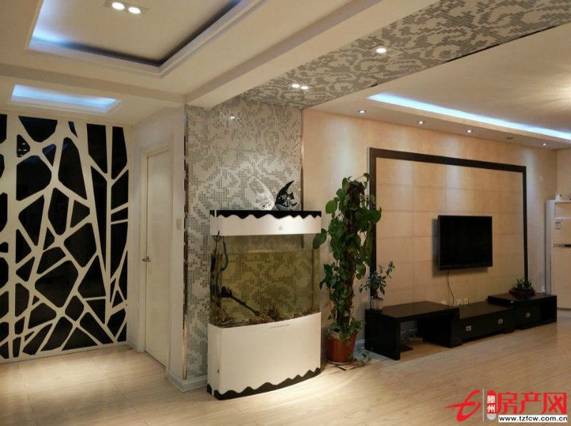 出售：华腾小区西区住宅（黑白灰现代装修）附图