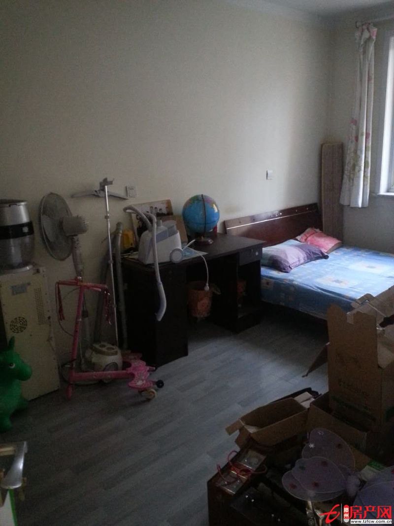 滨江花苑三期多层加车库加储藏室