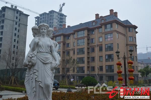电梯洋房大同天下左岸名郡学区房。