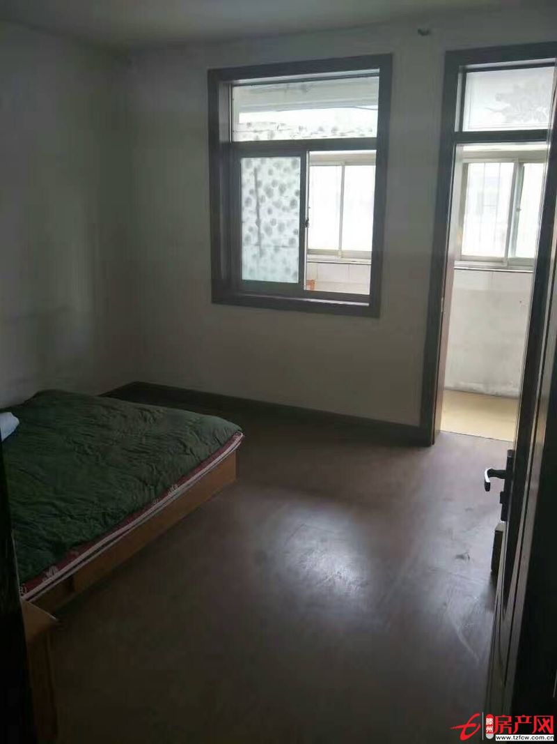 安东花园可贷款三室随时可看房子