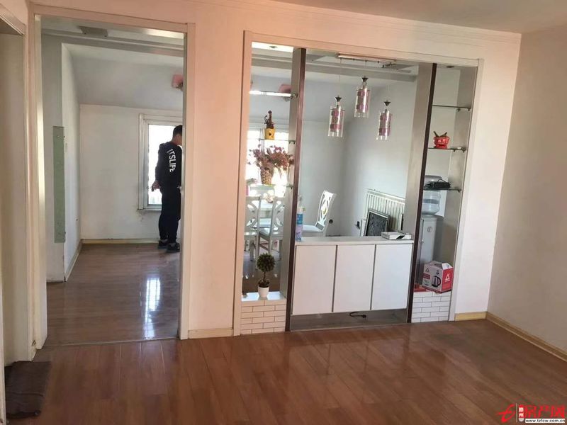 明珠花园两室两厅可贷款证满五年