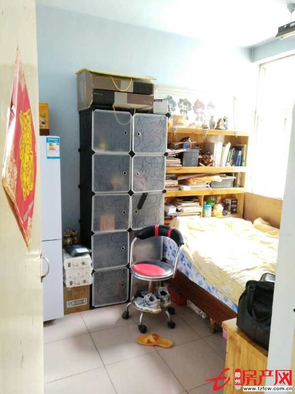 急售荆河小区二楼多层证满五年可贷款
