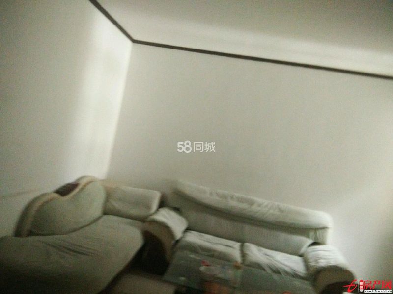 碧桂园小区，标间，带天然气家电齐全