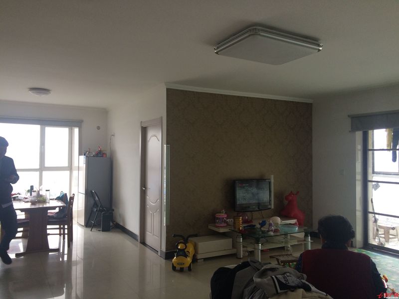 丽都水岸精装修三室落地窗可贷款