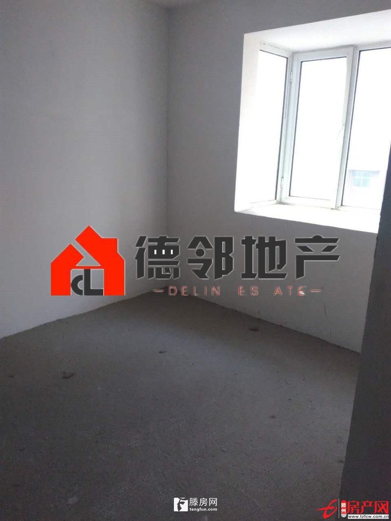嘉鸿一品三室包更名现房