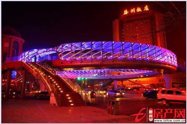 善国北路商铺转租底上三层简单装修三万年租金