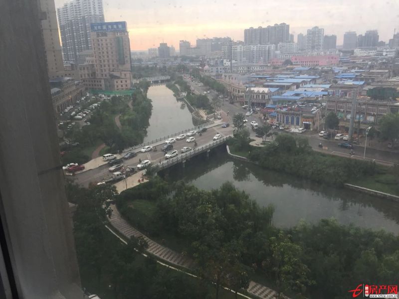 爱家豪庭沿河观景+新装修+支持贷款+大三室+仅售116万