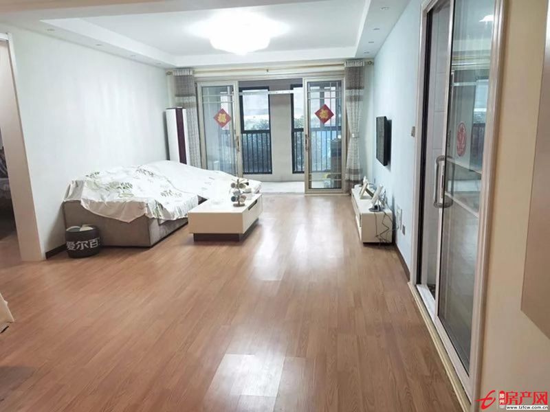 缇香郡大2室大2厅精装修，新房未住拎包入住