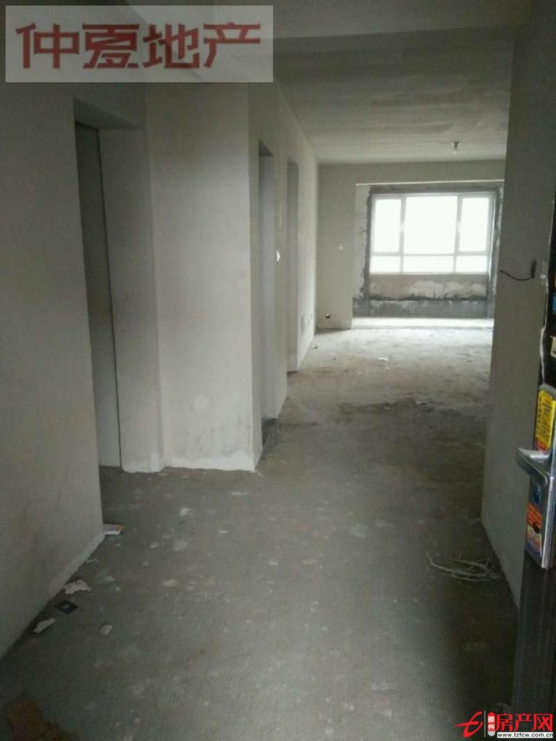 金河湾A区小3室出售！?。?>

                    <s class=