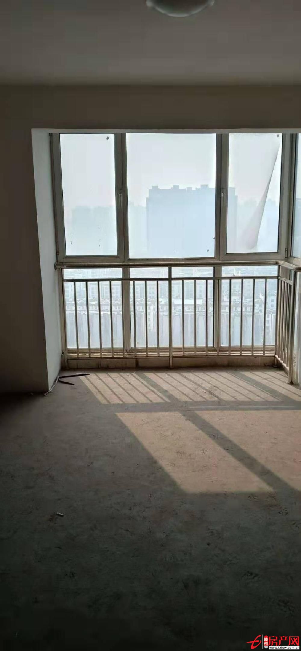 九州清宴前排南户三室两厅+有证可贷款