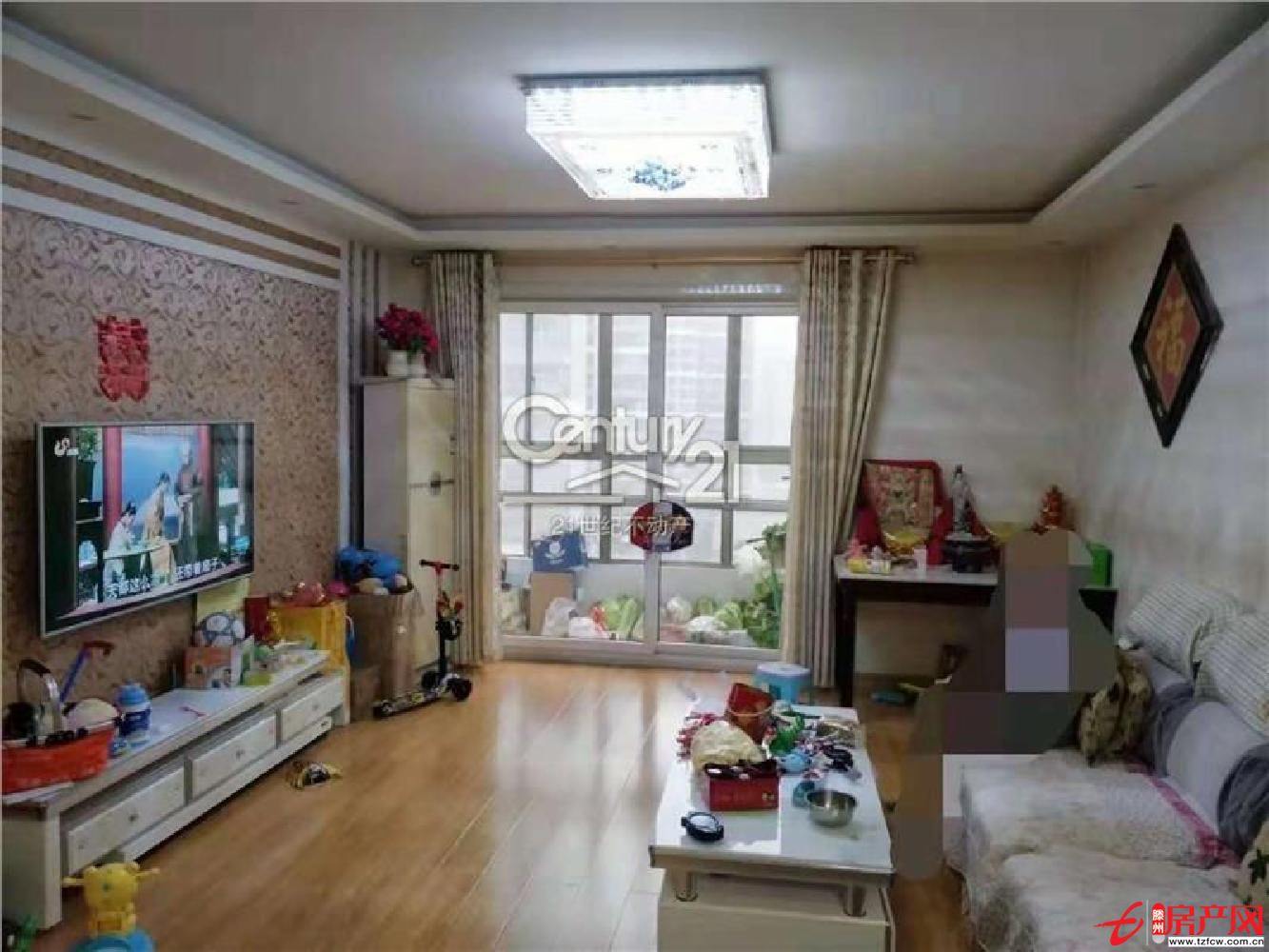威尼斯(四区)，滕南学 区房，此房价格合适，楼层很好。