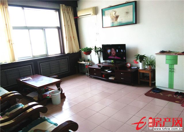 滕南运河监狱生活园区邻大同实小滕南中学
