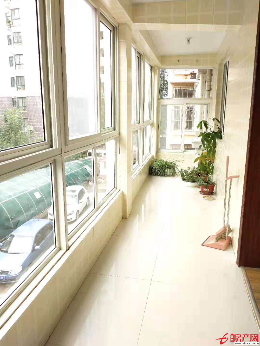 阳光丽景东区二楼四室,南北通透，随时看房，送地上大储藏室
