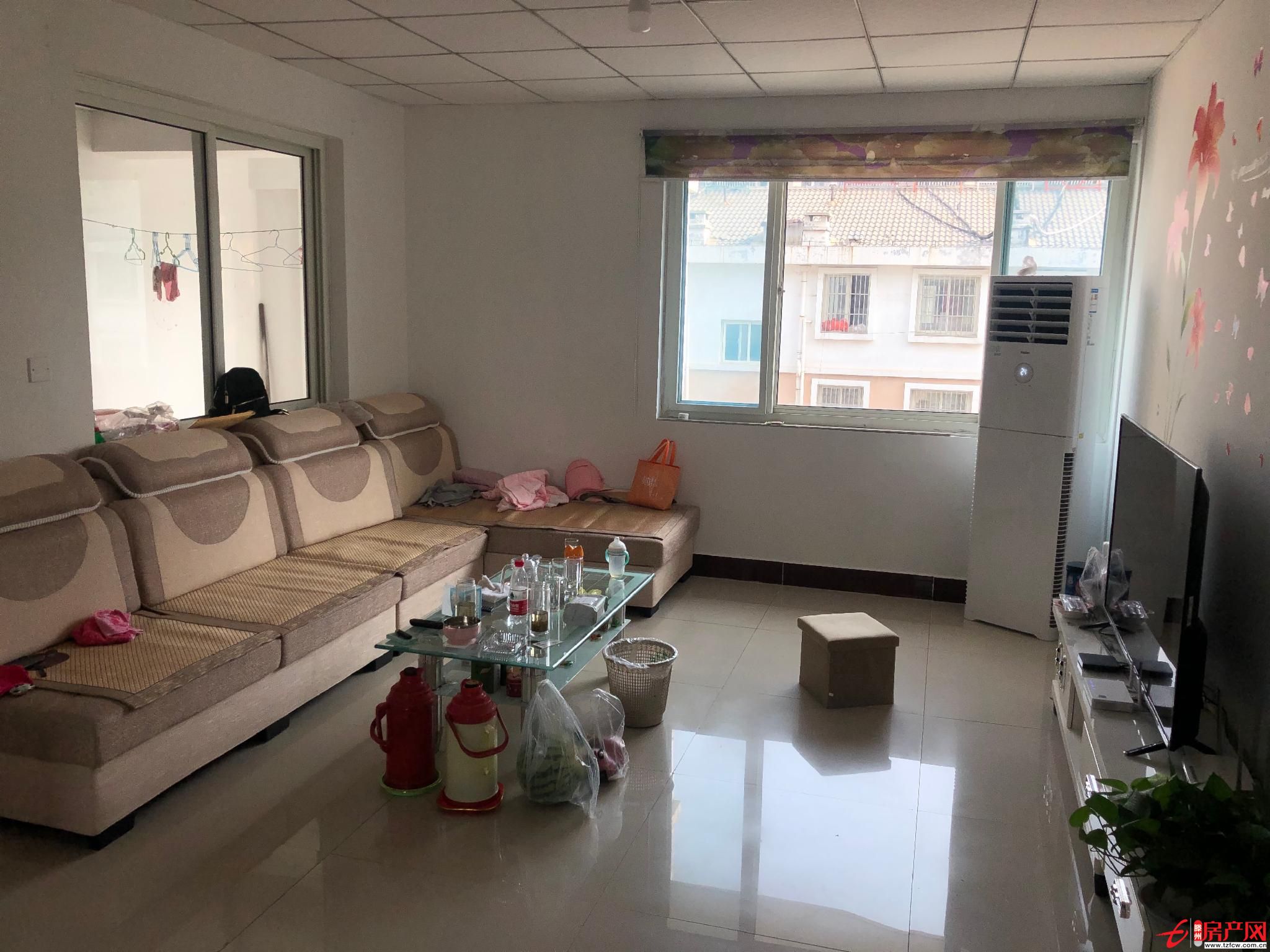 城东阳光丽景三室二厅二卫 精装修 有证配合贷款 地上储藏