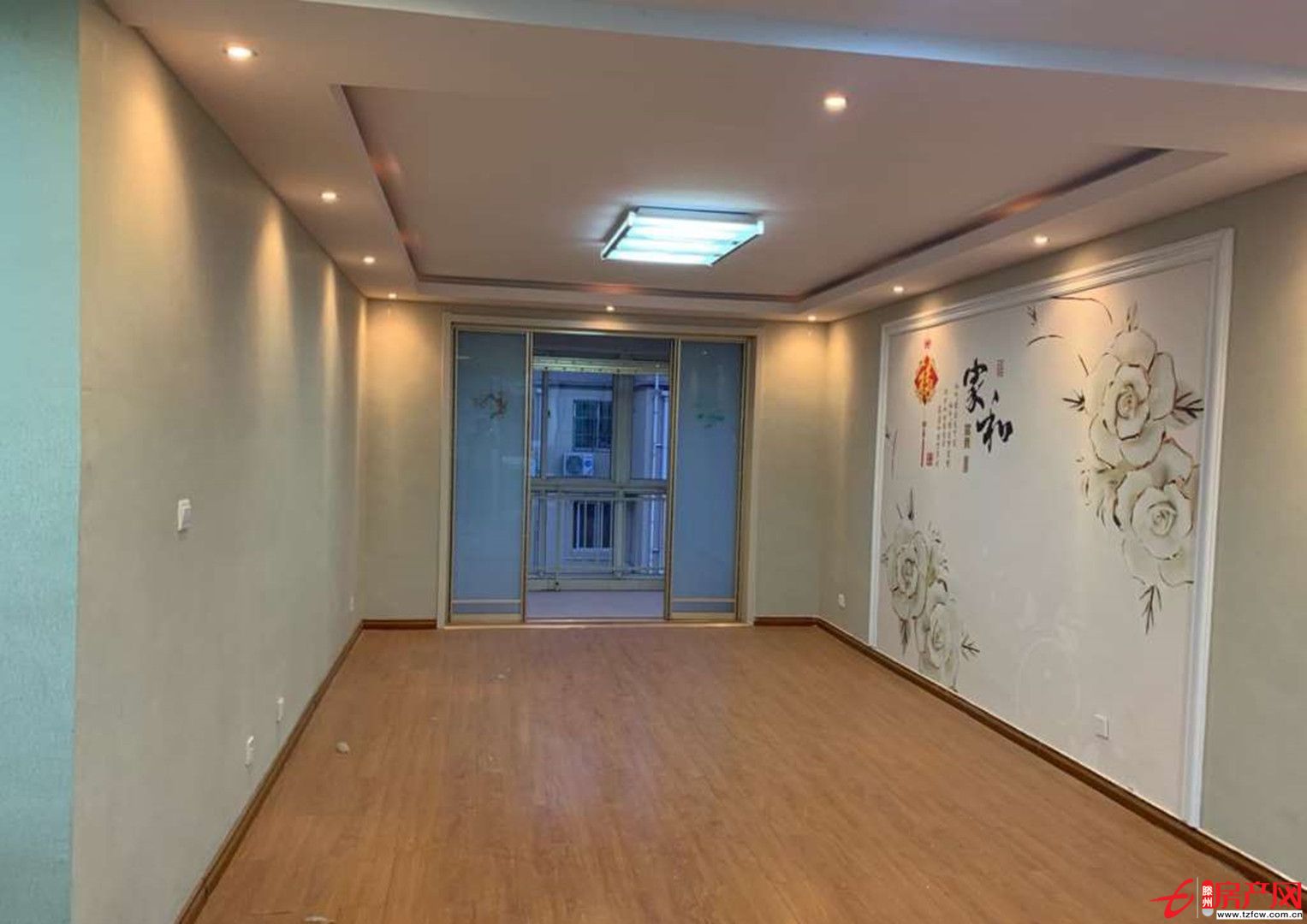 华腾小区132平含车库