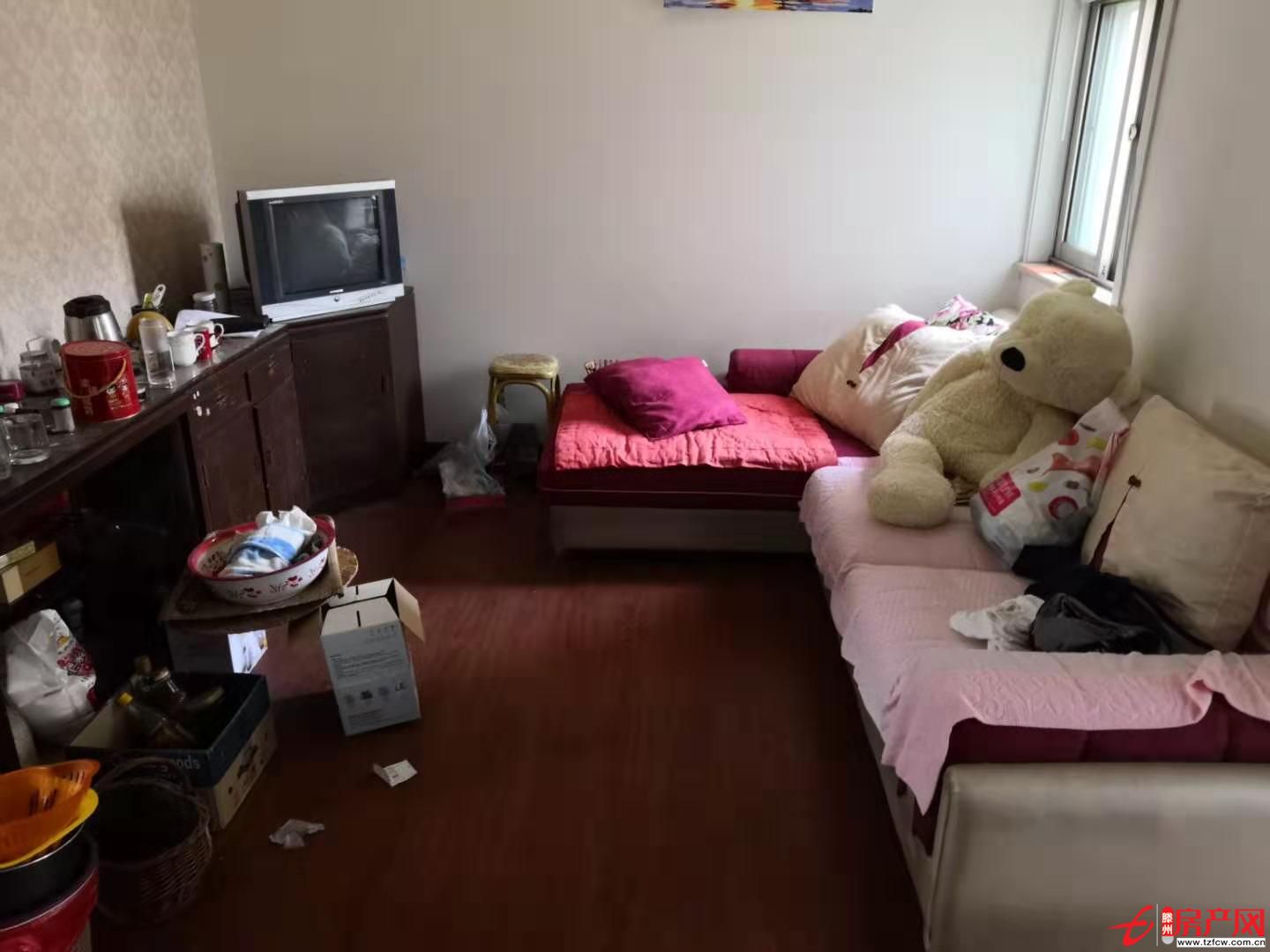 学区房，生活方便，部分家具，领包可住